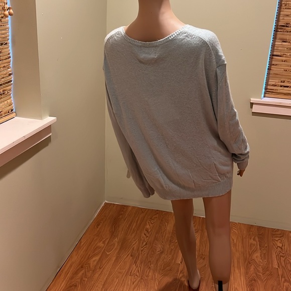 Wildfox White Label Light Material Teal Sweater With Pink Sequin Heart Size L - Picture 3 of 11